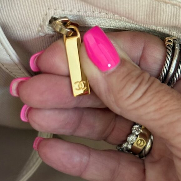 2018 Chanel Boucle Lurex Deauville Medium Tote Bag - Picture 11 of 15